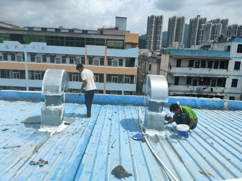 坡头镇钢结构屋面涂料维修方法